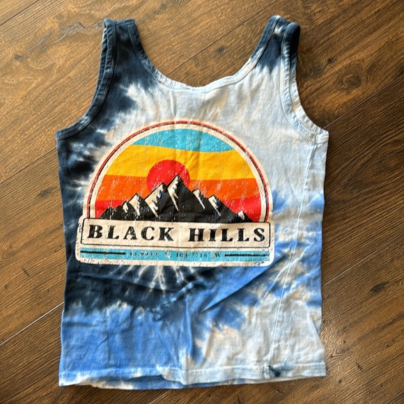 Size large vintage, black hills, tie-dye blue tank - Picture 4 of 4